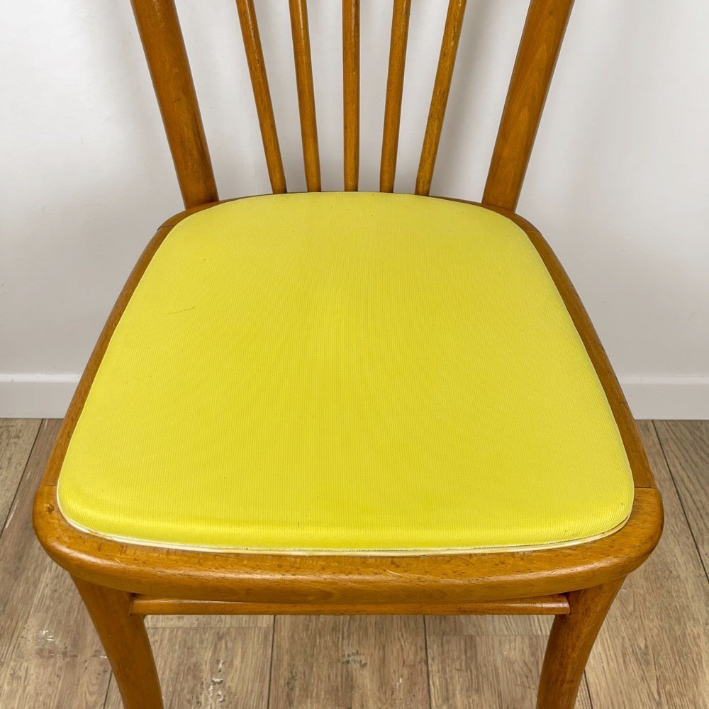 Chaise bistrot bois blond et vinyle jaune années 60