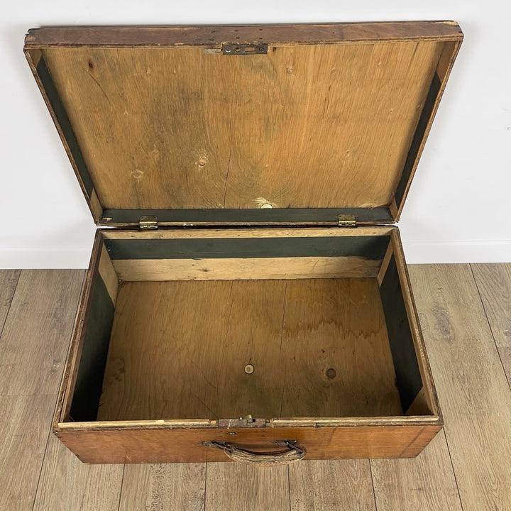 Grande valise en bois ancienne
