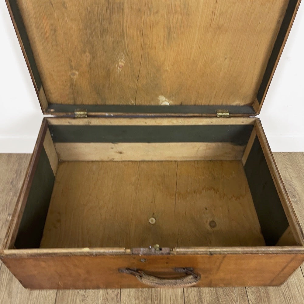 Grande valise en bois ancienne