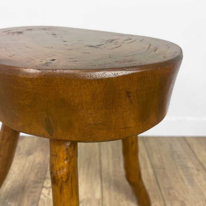 Tabouret brutaliste ancien