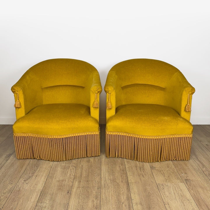 Paire de fauteuils crapauds velours moutarde