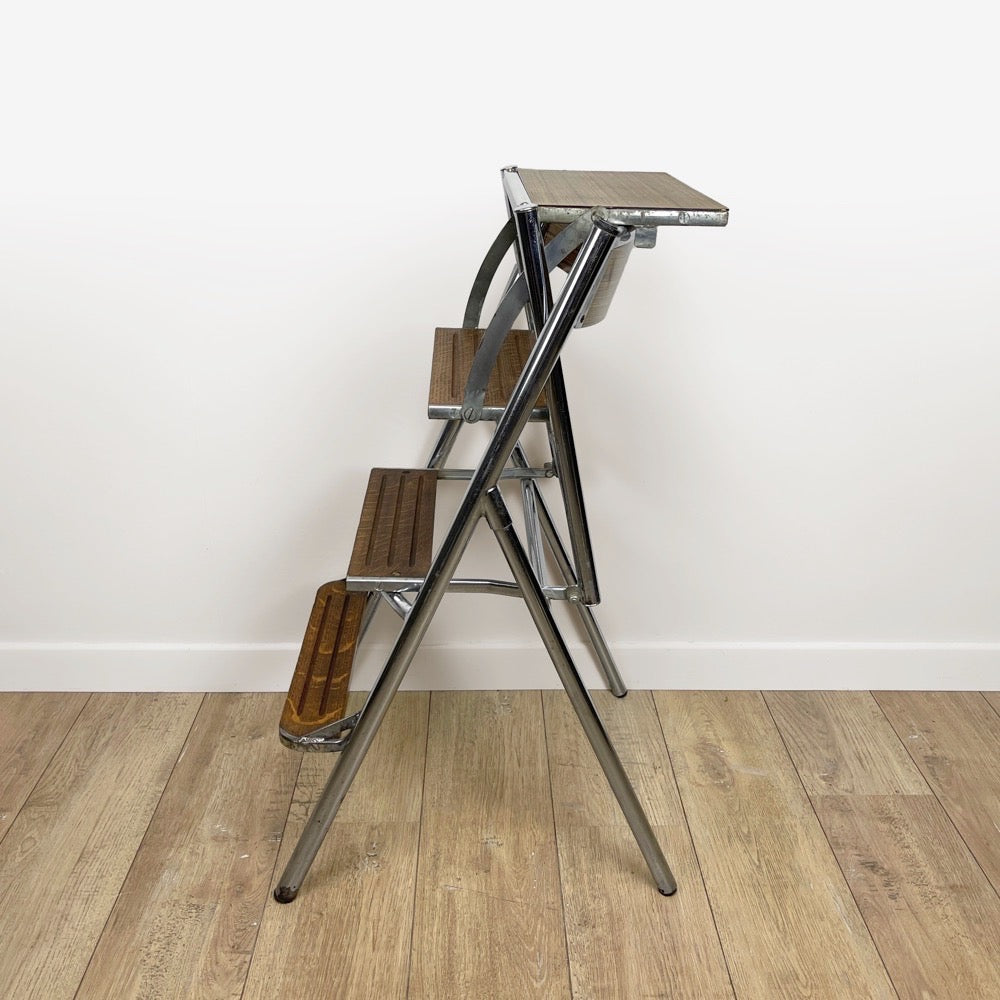 Chaise escabeau de bureau métal bois et Formica années 50