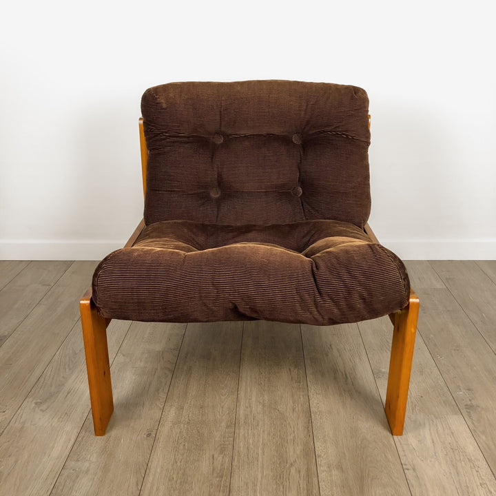 Fauteuil chauffeuse scandinave en pin années 70
