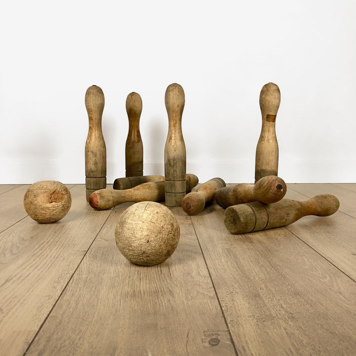 Ancien jeu de quilles en bois