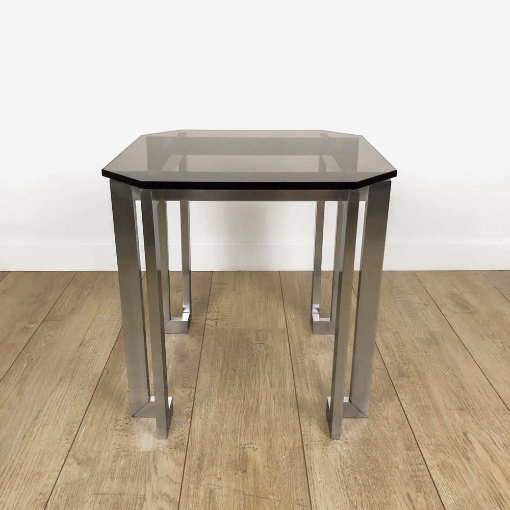 Table d'appoint design en acier inoxydable brossé et verre fumé années 70