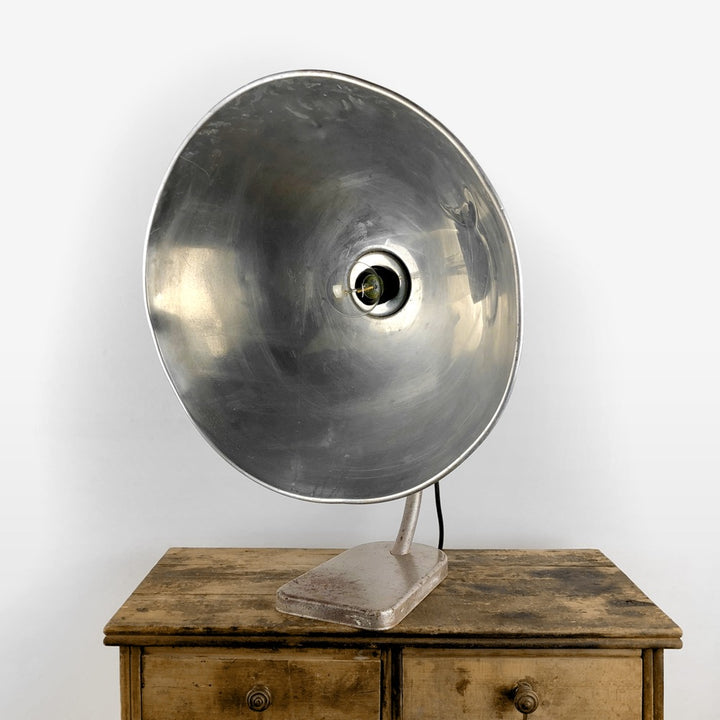 Lampe à poser industrielle