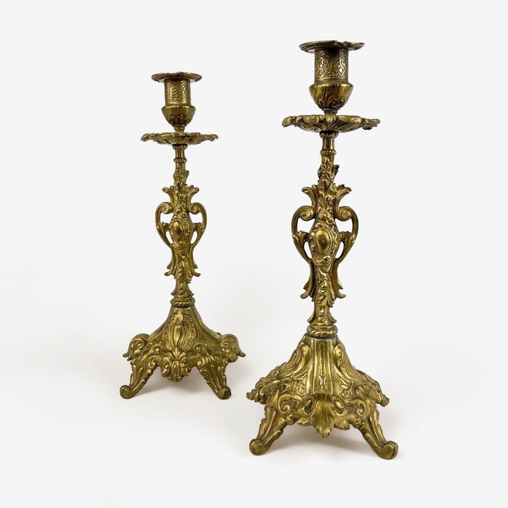 Paire de flambeaux en bronze doré XIXe