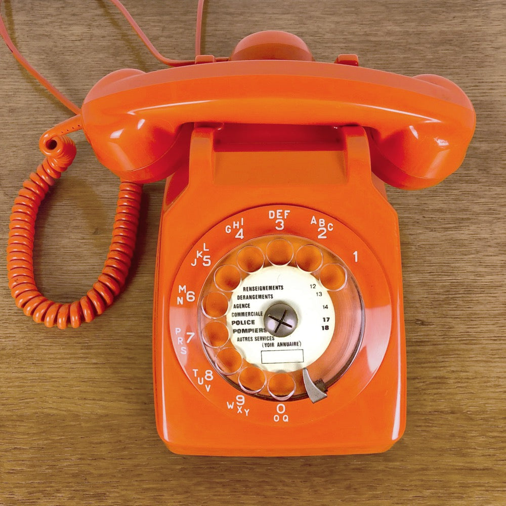 Téléphone orange Socotel
