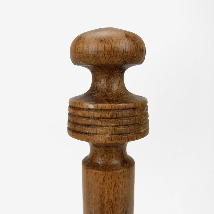 Moule à chapeaux ancien et son socle