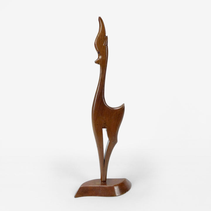 Grande biche sculptée scandinave années 50