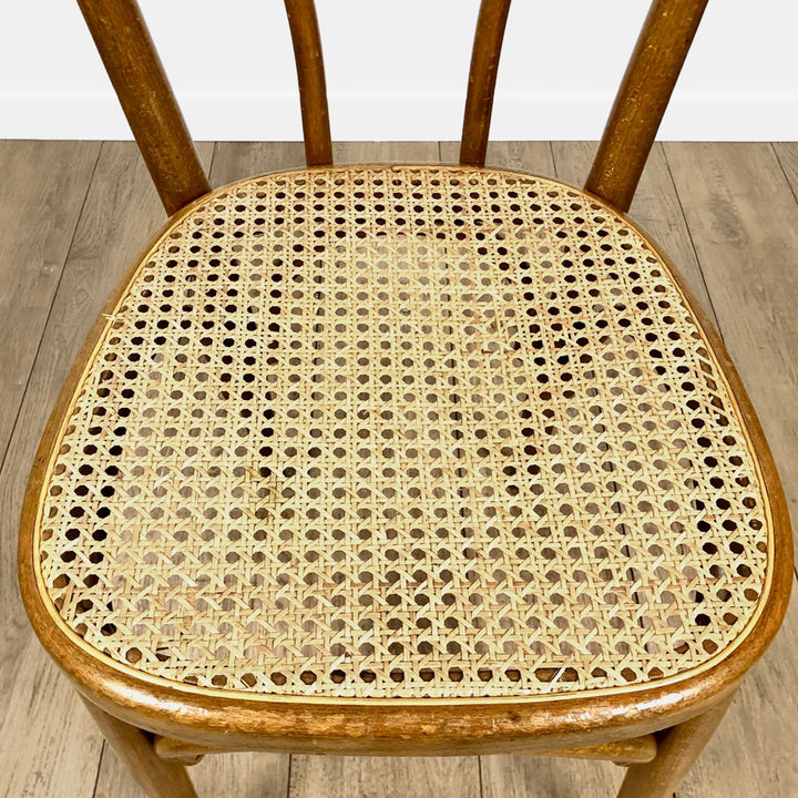 Chaise de bistrot cannée en bois courbé
