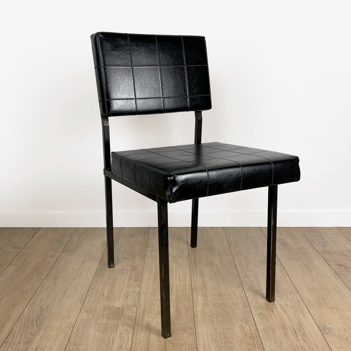 Chaise design moderniste métal et similis cuir années 60