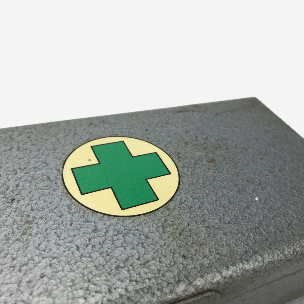 Boîte à pharmacie premiers secours en métal galvanisé