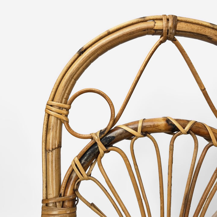 Fauteuil en rotin pour enfant