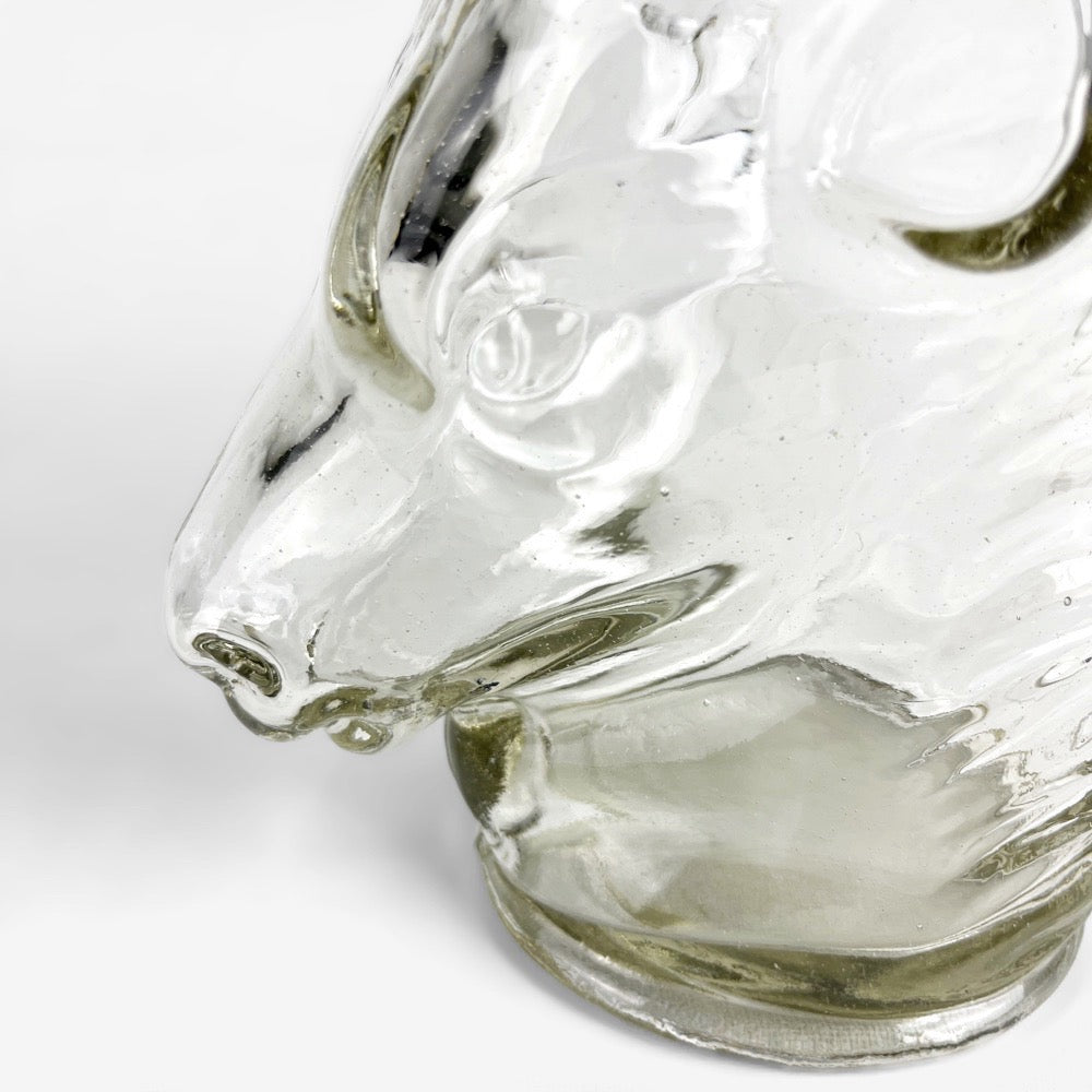 Bouteille zoomorphe taureau en verre moulé