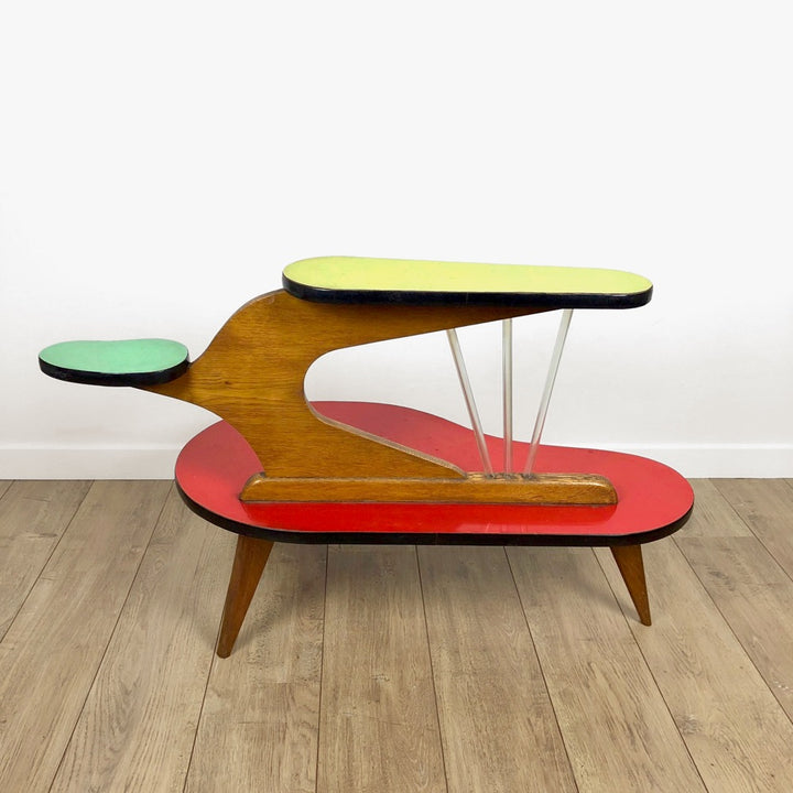 Porte-plantes en Formica