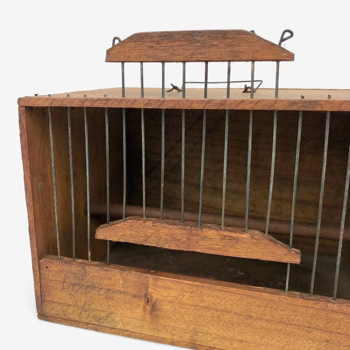 Ancienne cage de transport en bois pour oiseau