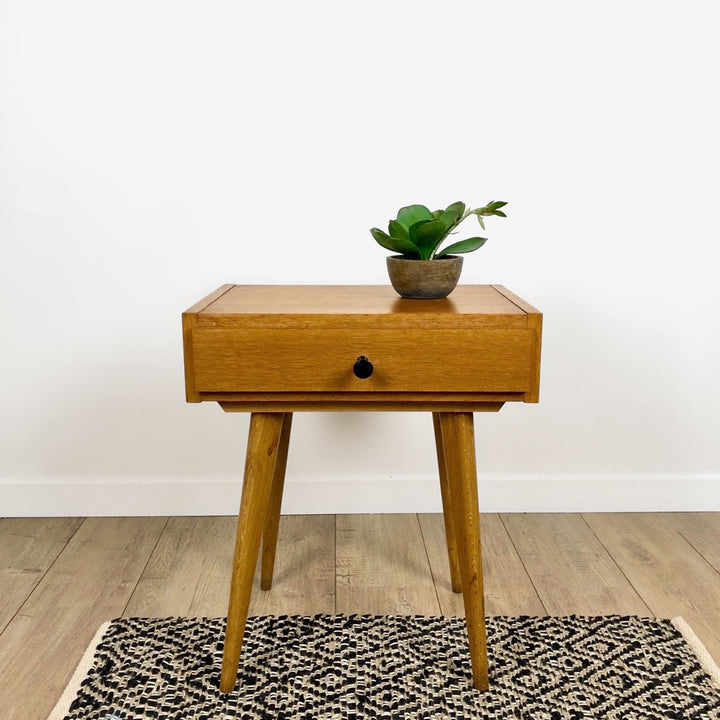 Table de nuit scandinave vintage