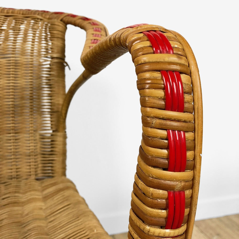 Duo d'anciens fauteuils en osier adulte et enfant