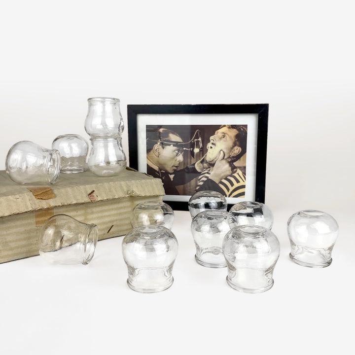 12 anciennes ventouses médicales