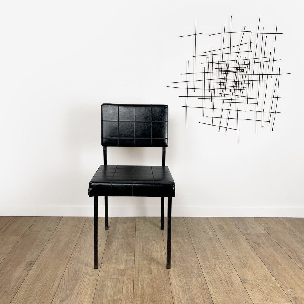 Chaise design moderniste métal et similis cuir années 60