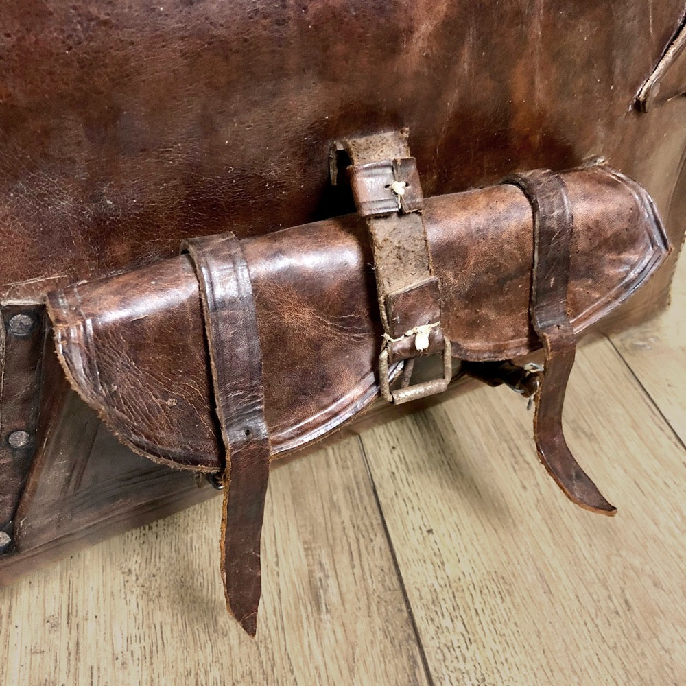 Très ancien sac de voyage en cuir