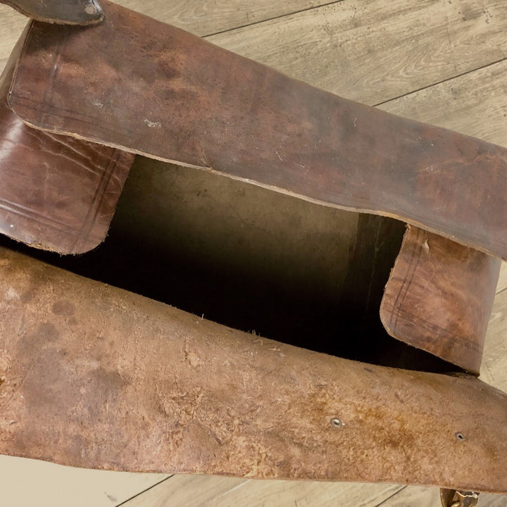 Très ancien sac de voyage en cuir