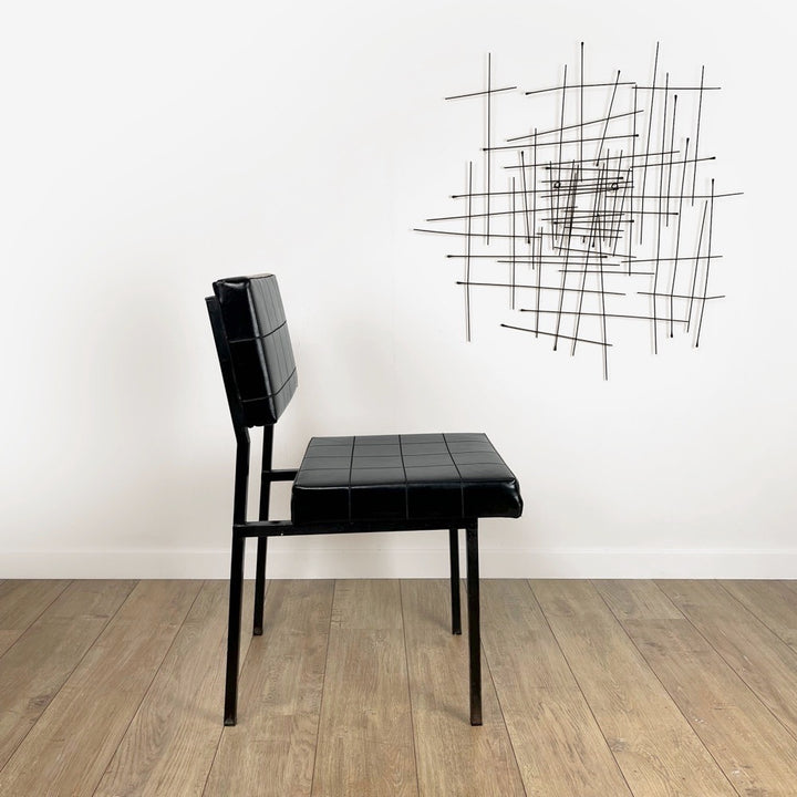 Chaise design moderniste métal et similis cuir années 60