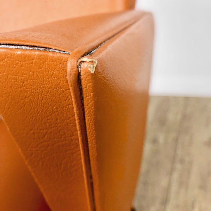 Fauteuil cocktail Skaï orange avec cendrier