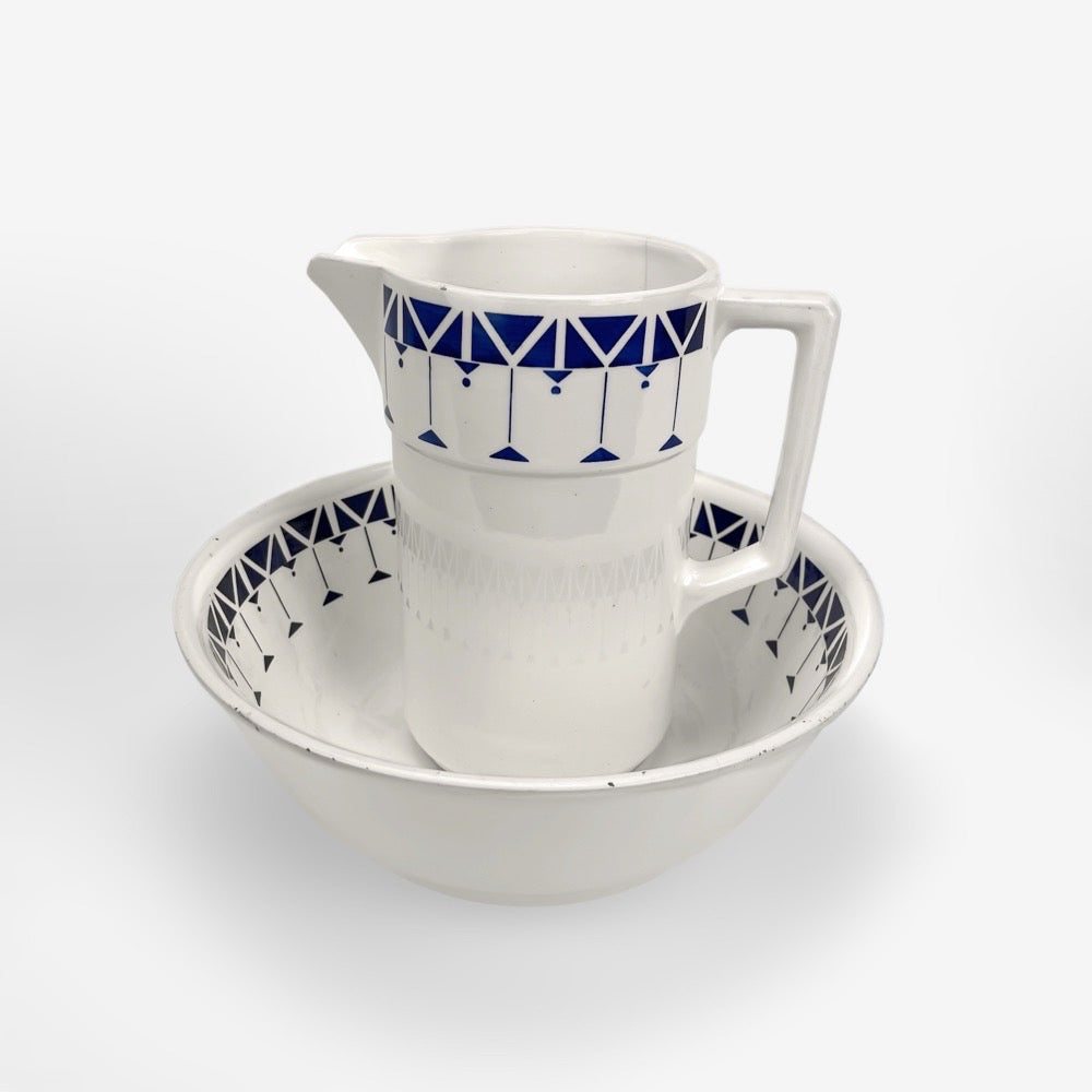 Ensemble de toilette broc et vasque Art Déco Burg