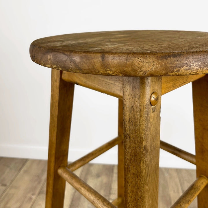 Haut tabouret rond de bar en bois vintage