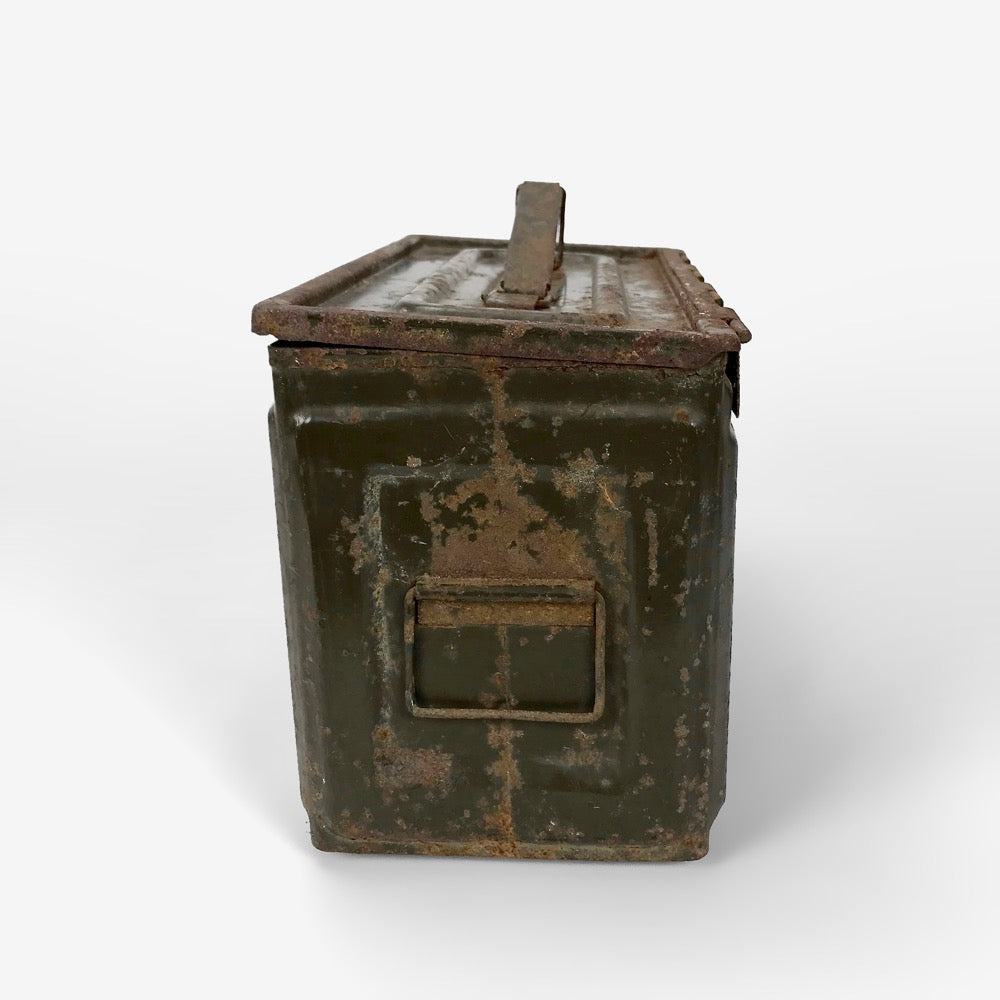RG-42 Petite boîte à munitions Épaisseur de paroi supérieure à 1 cm RG-42 Petite boîte à munitions Épaisseur de paroi supérieure à 1 cm
