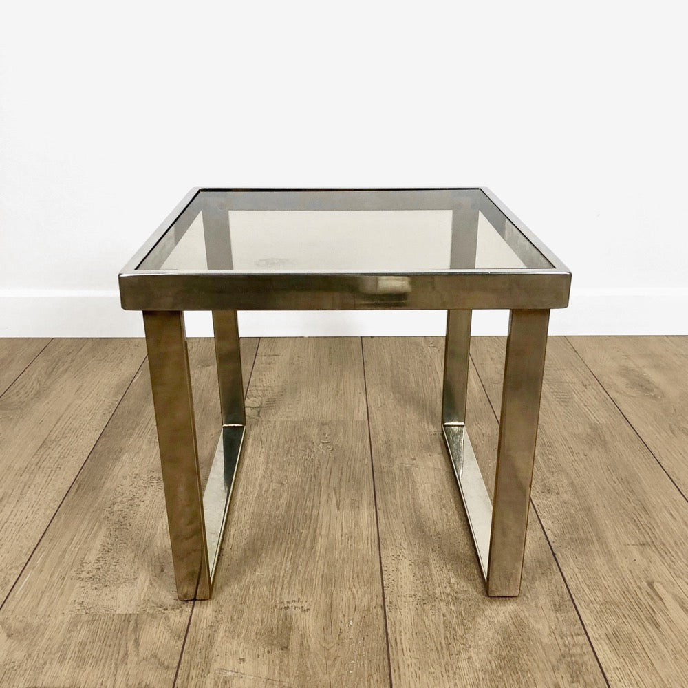 Petite table en verre et inox