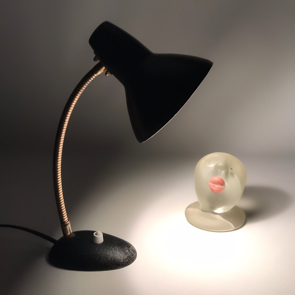 Lampe à poser cocotte noire