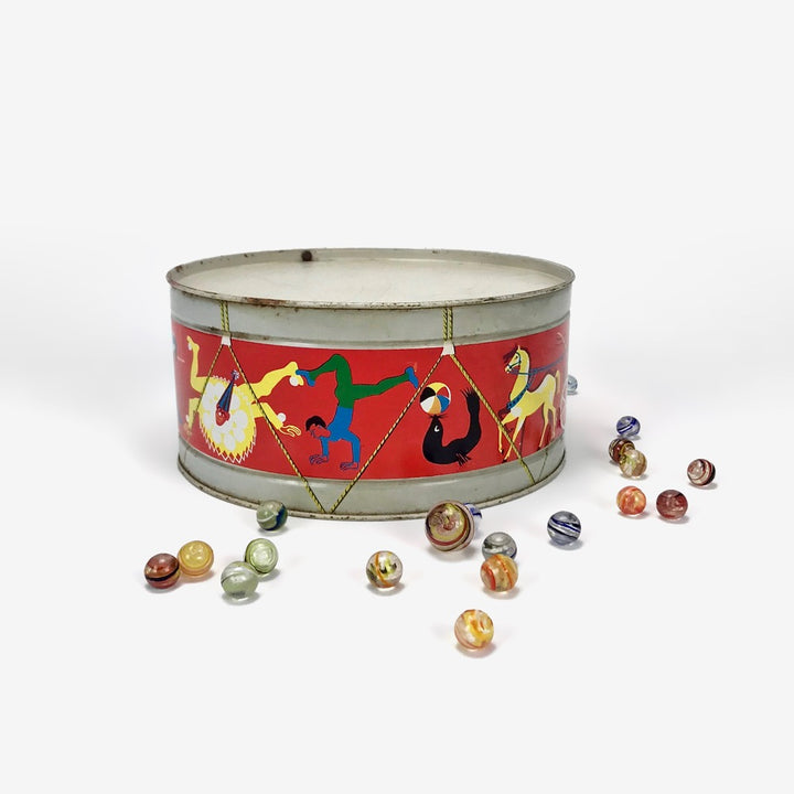 Ancien tambour en métal arts du cirque
