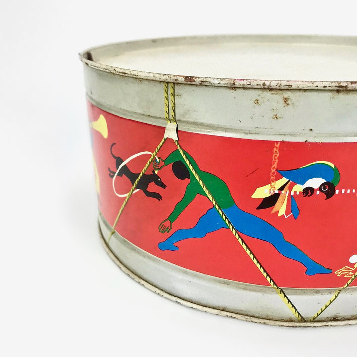 Ancien tambour en métal arts du cirque