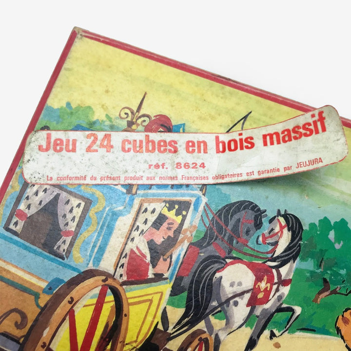 Boîte de 24 cubes en bois sur le thème des contes