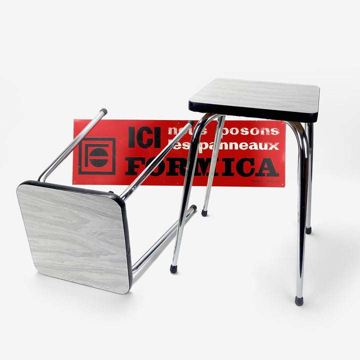 Paire de tabourets en Formica blanc