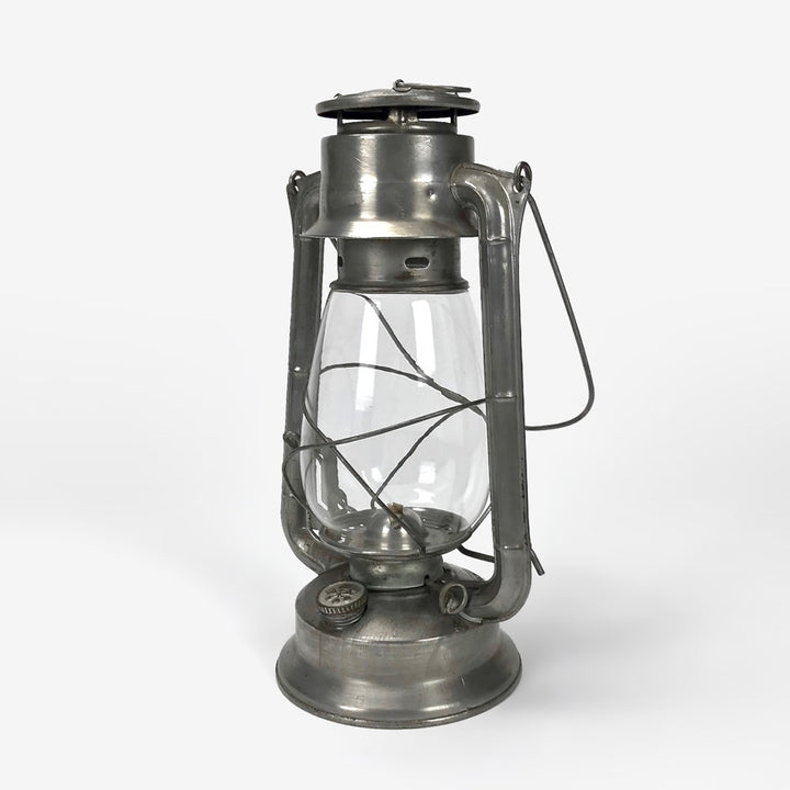 Lampe tempête à pétrole Meva 865