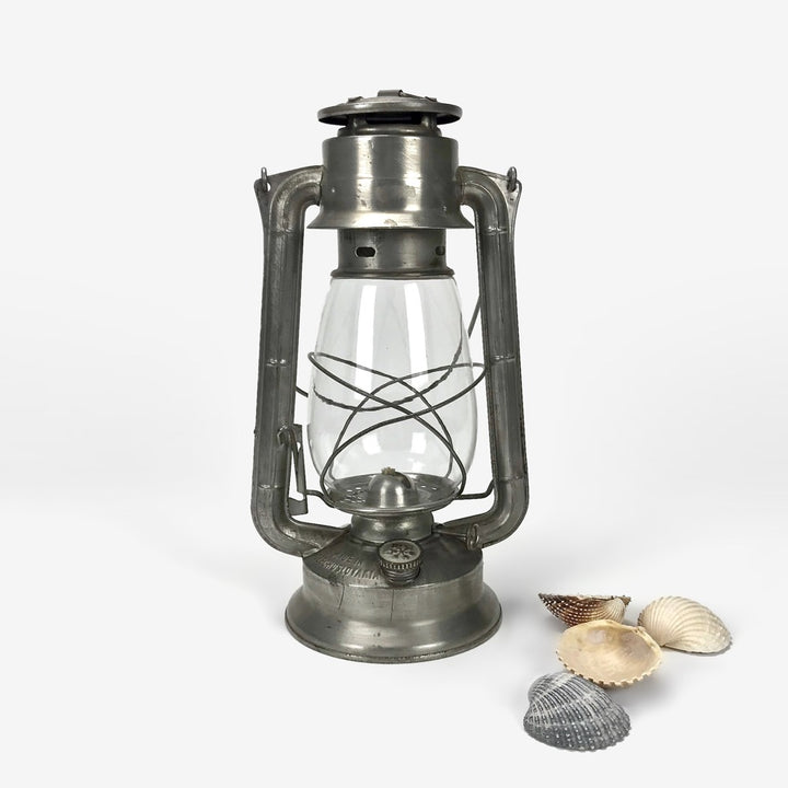 Lampe tempête à pétrole Meva 865