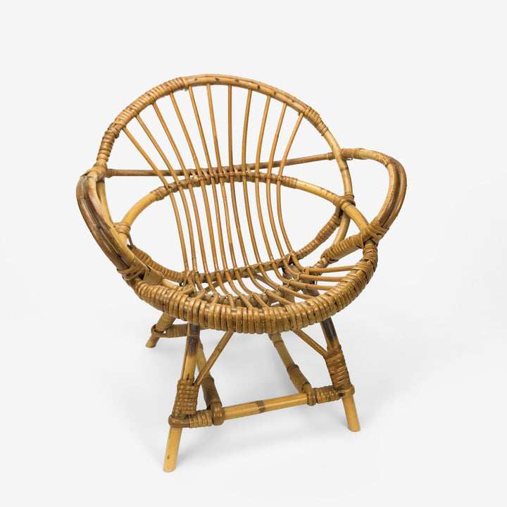 Fauteuil corbeille en rotin pour enfants
