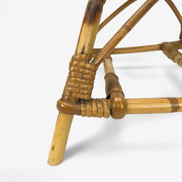 Fauteuil corbeille en rotin pour enfants