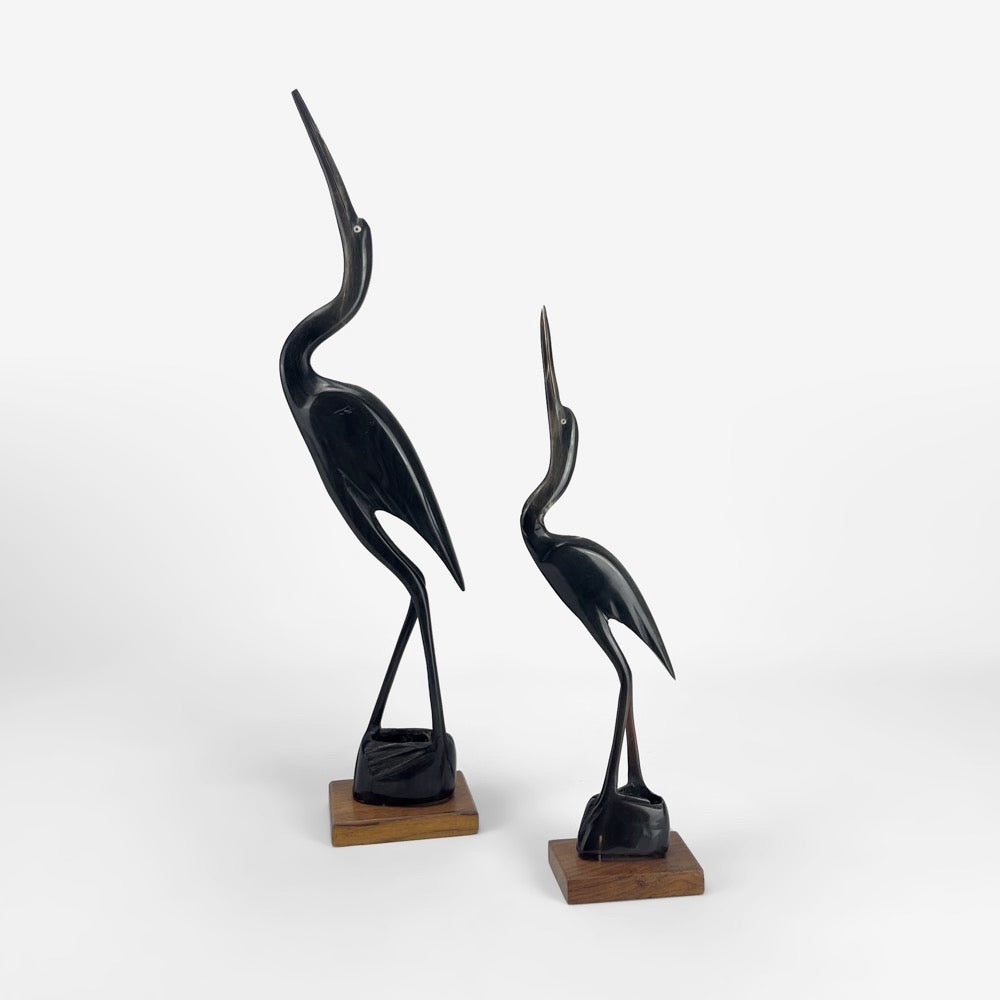 Couple de grues cendrées en corne sculptée design Mid-Century