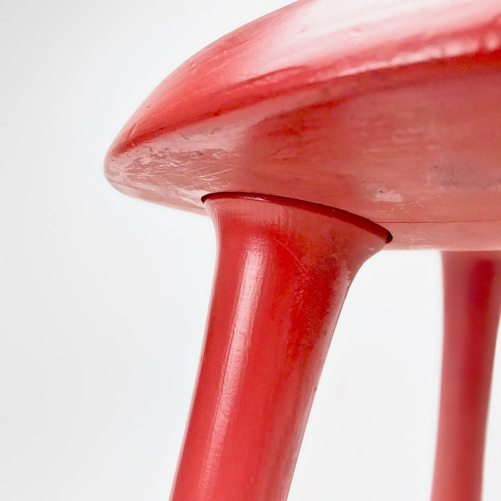 Tabouret bois design signé Ingvar Kamprad