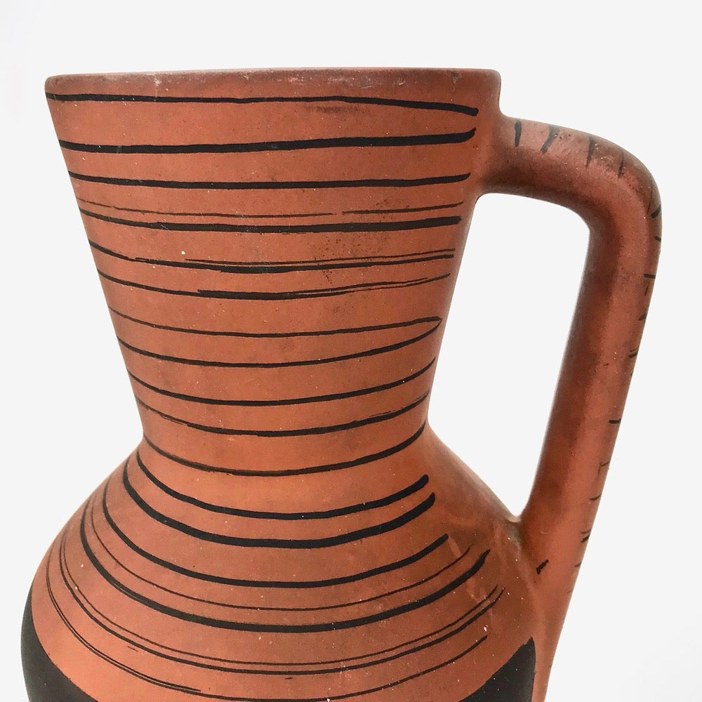 Vase pichet ocre Mid-Century de Heinz Siery