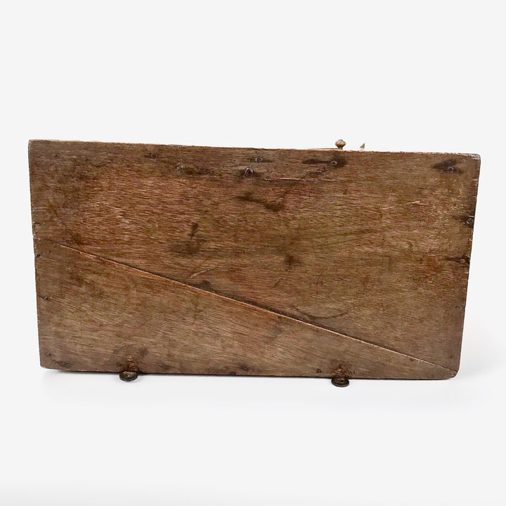 Petite armoire de rangement en bois