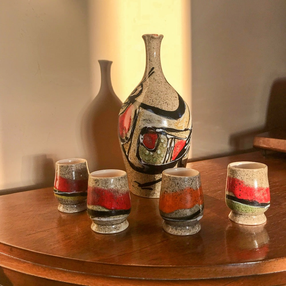 Service à liqueur ou saké en grès aux motifs abstraits