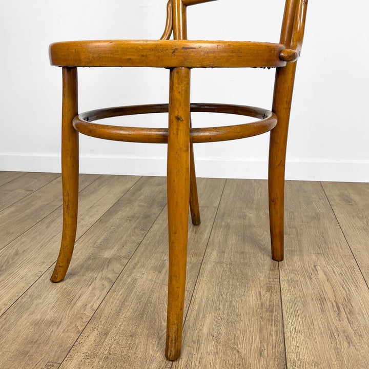 Paire de chaises bistrot cannées Mundus Ungvar Ungarn 1900