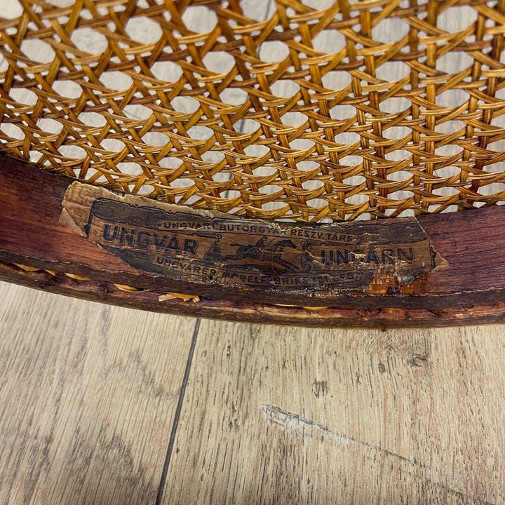 Paire de chaises bistrot cannées Mundus Ungvar Ungarn 1900