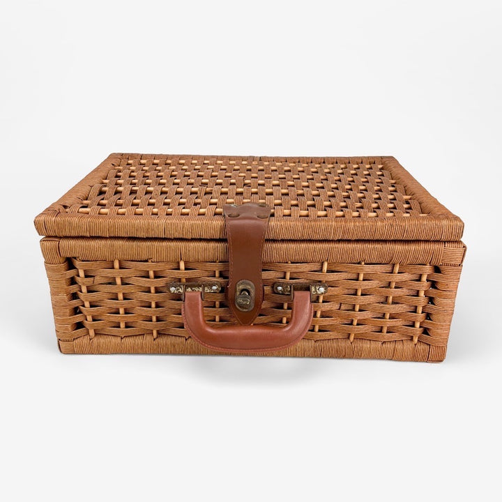 Valisette en bois et ficelle de chanvre tissée